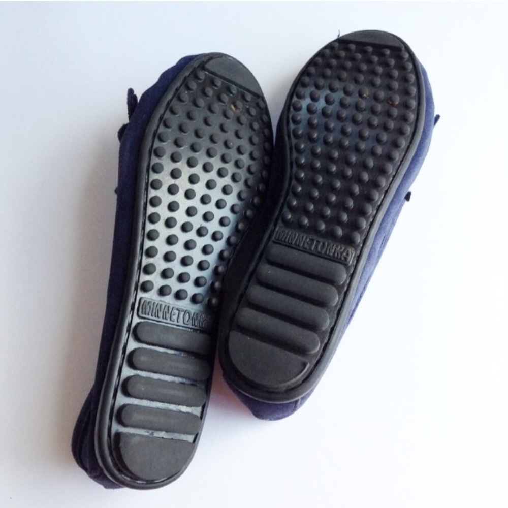 Minnetonka Moccasin - Kilty Hardsole - Picture 2 of 2